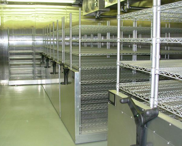 Custom Made High Density Storage System , Sliding Wire Shelving With Floor Track