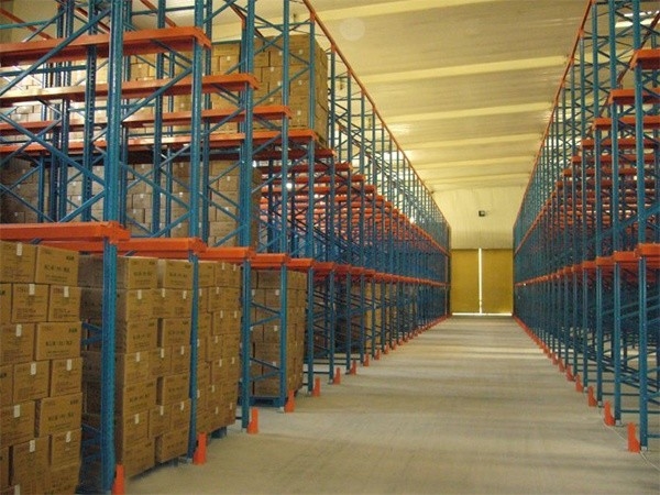 Heavy Duty Drive in Pallet Racking Beam Type Suits for Cold Warehouse Storage